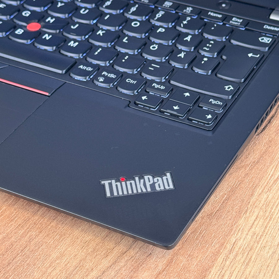 Laptop Lenovo ThinkPad X390 i5-8265U 13,3" FHD IPS Win11 Pro