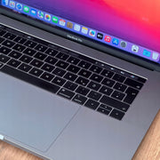 Apple MacBook Pro 15" 2019 A1990 i9 32GB 512GB Radeon Pro 560X macOS