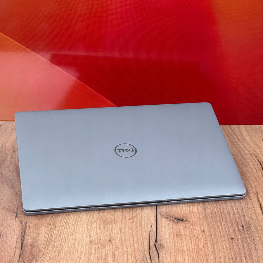 Laptop Dell Latitude 5310 i5 8GB 256GB SSD 13,3" FHD IPS Windows 11 Pro