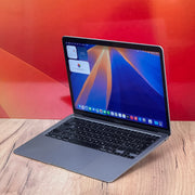 Apple MacBook Air A2337 (2020)/Apple M1/8 GB/256 GB SSD/13.3" id: 62440