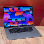 Apple MacBook Pro 16" A2141 2019 i9 32GB 512GB SSD Radeon Pro 5300M macOS